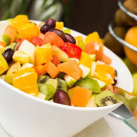 فندق ومركز مؤتمرات أفالون