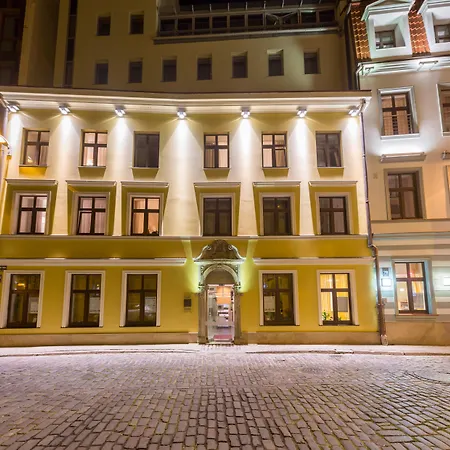 Avalon Hotel&conferences 4*